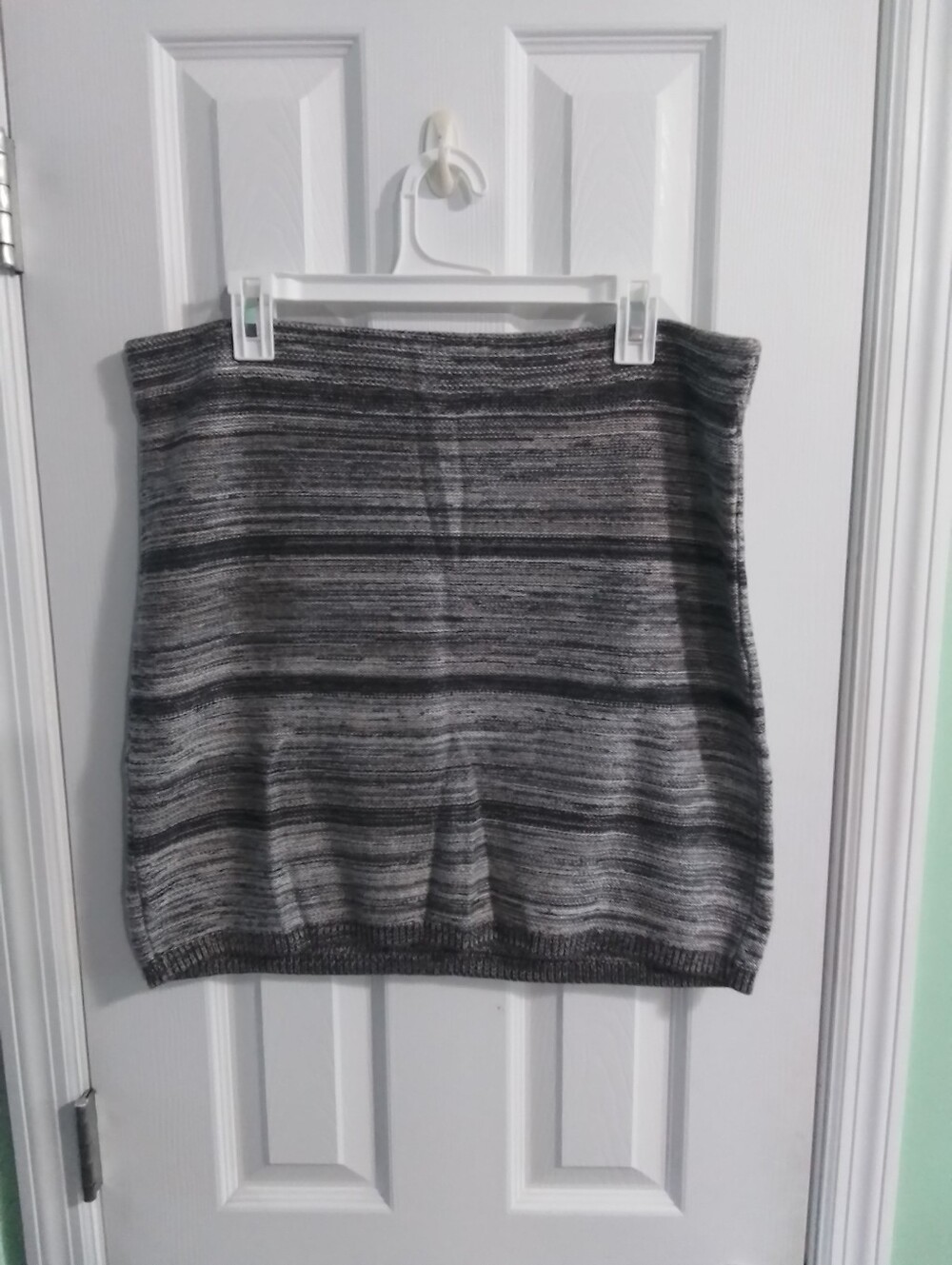 Loft Women's Gray Striped Sweater Knit Skirt